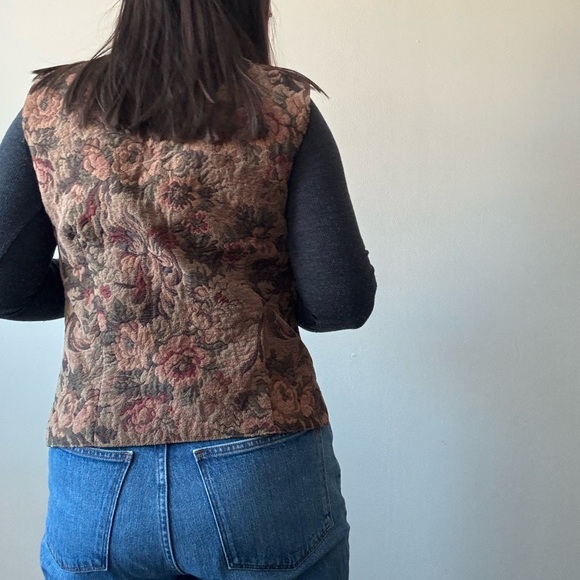 Express Brown Floral Tapestry Vest - Picture 4 of 8